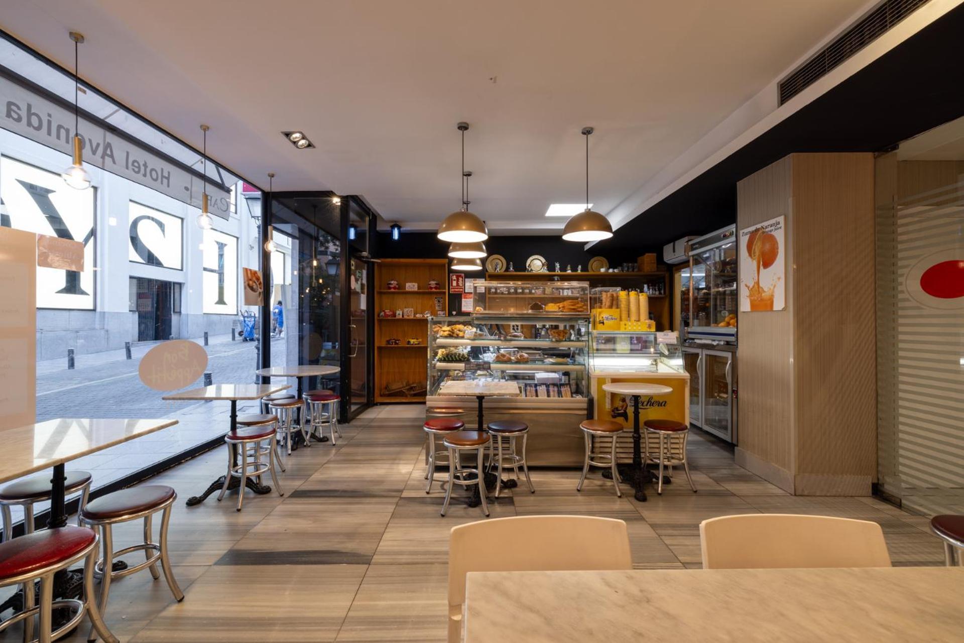 Hotel Avenida Gran Via — Photos 3